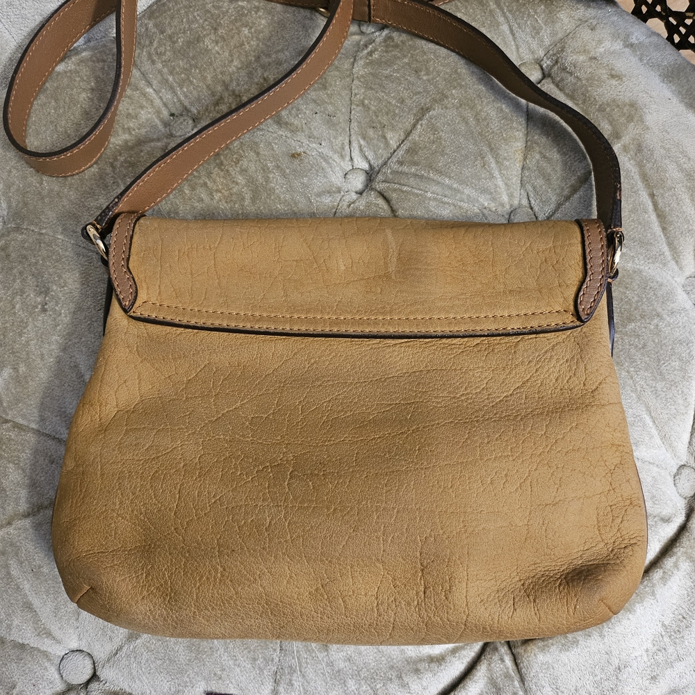 Authentic Ferragamo Saddle Shoulder/crossbody Bag - Picture 2 of 6